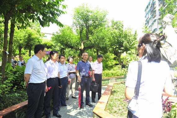 参观和记黄埔