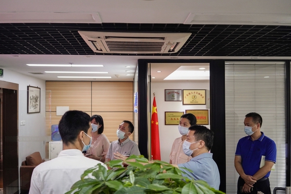 参观骏伯人力集团